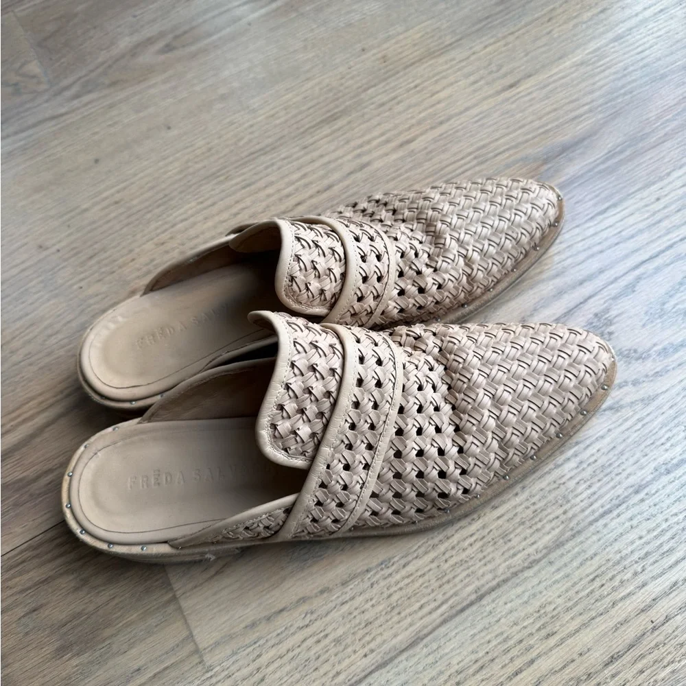Freda Salvador Women's Keen Mules sz 8 - Picture 1 of 4